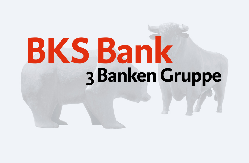 Das Logo der BKS Bank vor einer Illustration eines Bären und eines Stiers.